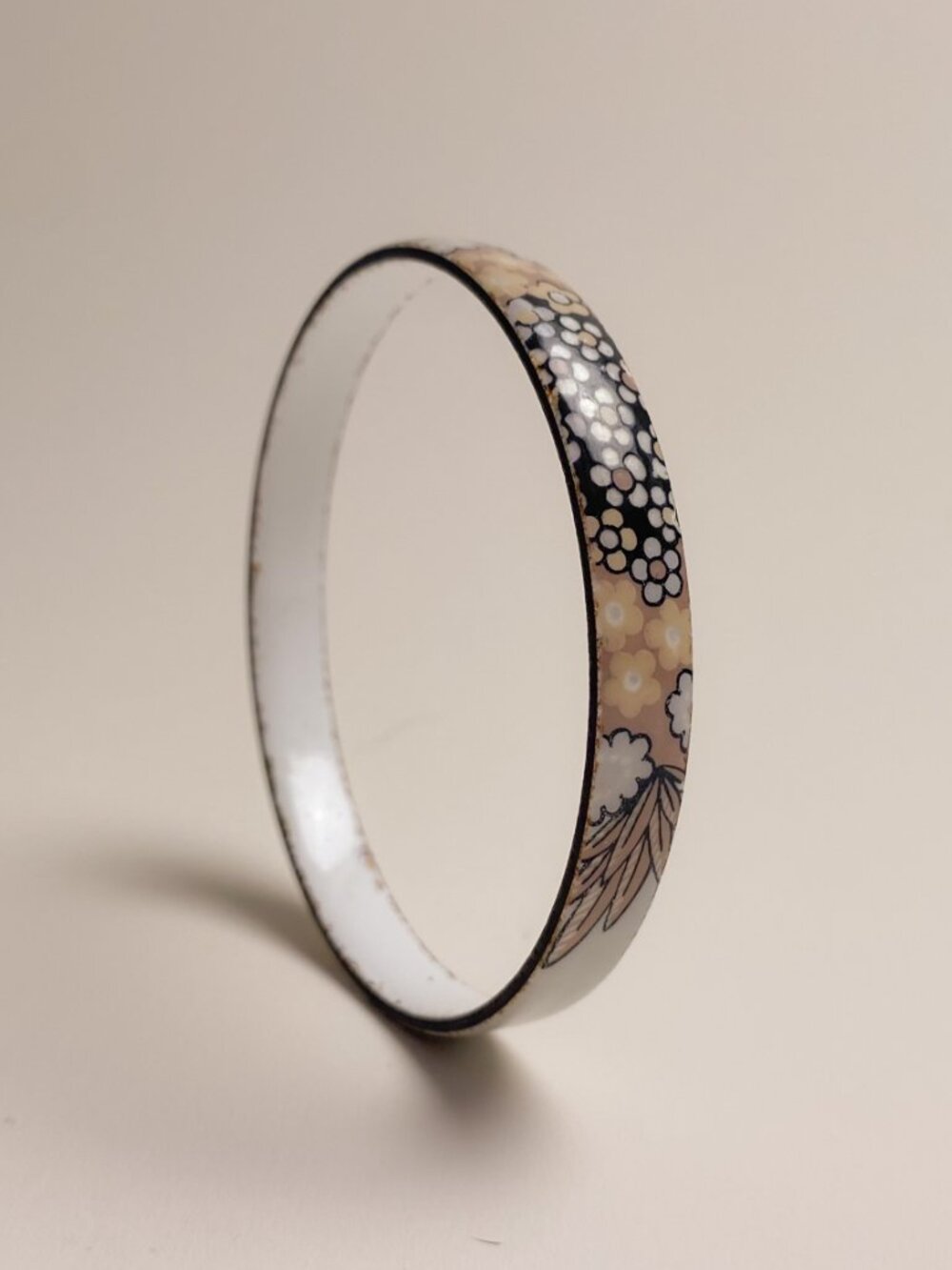 Vintage Michaela Frey Handmade Floral Cottagecore Enamel Neutral Bangle Bracelet - Picture 7 of 9